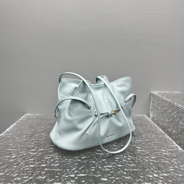 프라다 다다 나파 레더 백 하늘색 레플리카 미러급 SA급 S급 고퀄리티 최상급 하이엔드 가방 [여성] 6