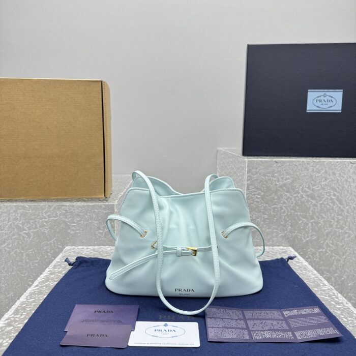 프라다 다다 나파 레더 백 하늘색 레플리카 미러급 SA급 S급 고퀄리티 최상급 하이엔드 가방 [여성] 2