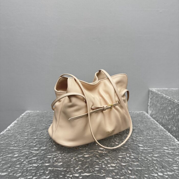 프라다 다다 나파 레더 백 누드 레플리카 미러급 SA급 S급 고퀄리티 최상급 하이엔드 가방 [여성] 6