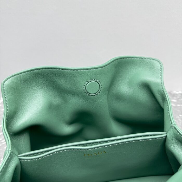 프라다 다다 나파 레더 백 그린 레플리카 미러급 SA급 S급 고퀄리티 최상급 하이엔드 가방 [여성] 12