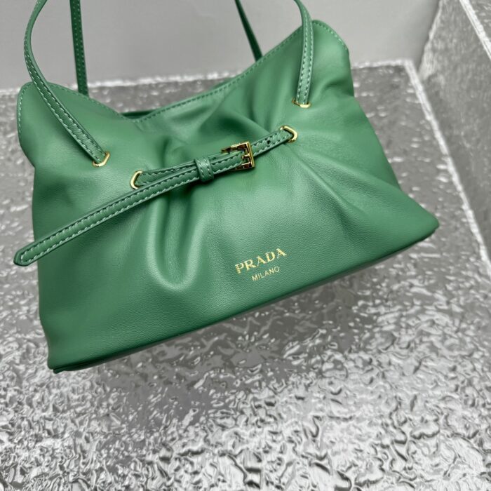 프라다 다다 나파 레더 백 그린 레플리카 미러급 SA급 S급 고퀄리티 최상급 하이엔드 가방 [여성] 9