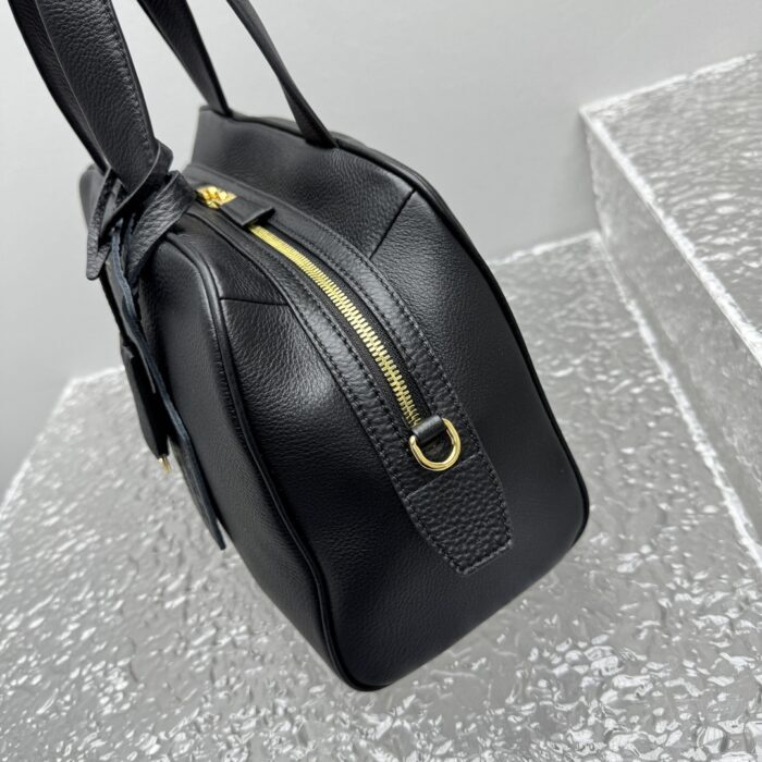 프라다 소프트 Lux 볼링백 숄더백 블랙 레플리카 미러급 SA급 S급 고퀄리티 최상급 하이엔드 가방 [여성] 6