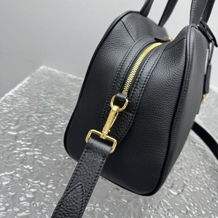 프라다 소프트 Lux 볼링백 숄더백 블랙 레플리카 미러급 SA급 S급 고퀄리티 최상급 하이엔드 가방 [여성] 7