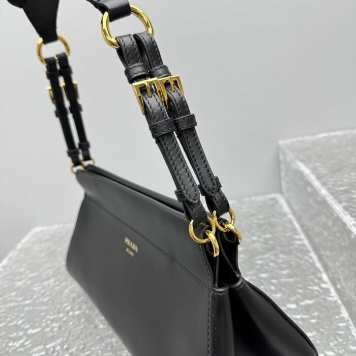 프라다 레더 핸드백 블랙 레플리카 미러급 SA급 S급 고퀄리티 최상급 하이엔드 가방 [여성] 9