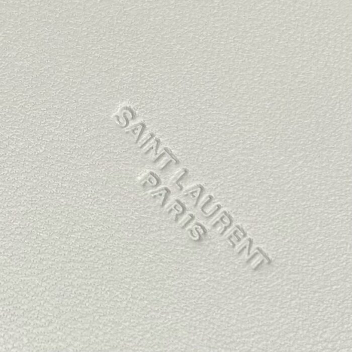 생로랑 램스킨 소재의 GABY 라지 배니티 백 851572 화이트 레플리카 미러급 SA급 S급 고퀄리티 최상급 하이엔드 가방 [여성] 9
