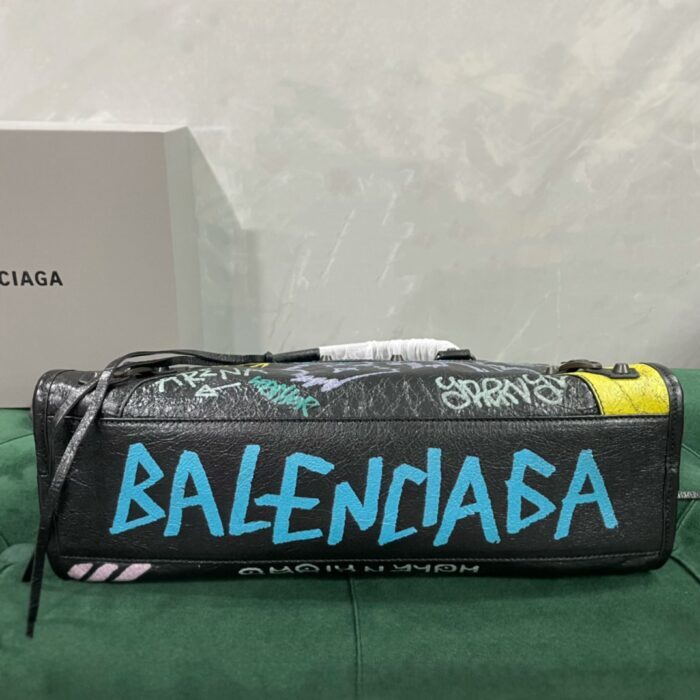 발렌시아가 르 시티 라지 백 파리스 멀티 컬러 그래피티 블랙 레플리카 미러급 SA급 S급 고퀄리티 최상급 하이엔드 가방 [여성] 5