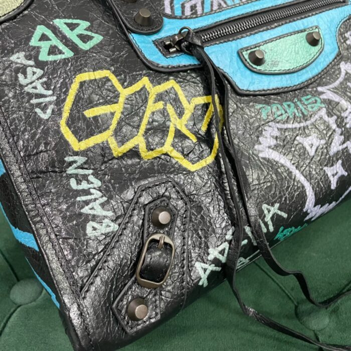발렌시아가 르 시티 라지 백 파리스 멀티 컬러 그래피티 블랙 레플리카 미러급 SA급 S급 고퀄리티 최상급 하이엔드 가방 [여성] 8