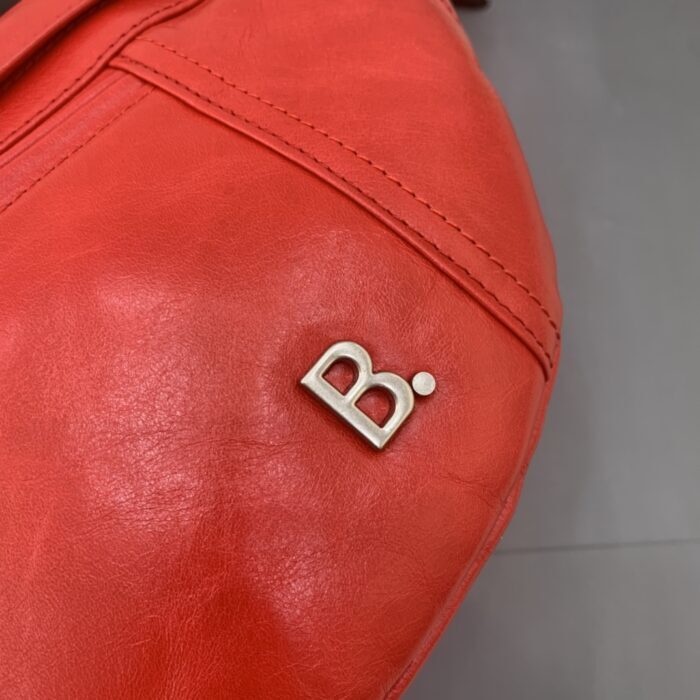 발렌시아가 B. 레더 벨트백 레드 레플리카 미러급 SA급 S급 고퀄리티 최상급 하이엔드 가방 [남성여성공용] 9