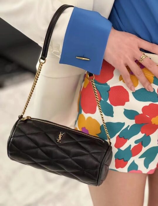 생로랑 퀼티드 램스킨 세이드 미니 튜브백 블랙 699703 레플리카 미러급 SA급 S급 고퀄리티 최상급 하이엔드 가방 [여성]