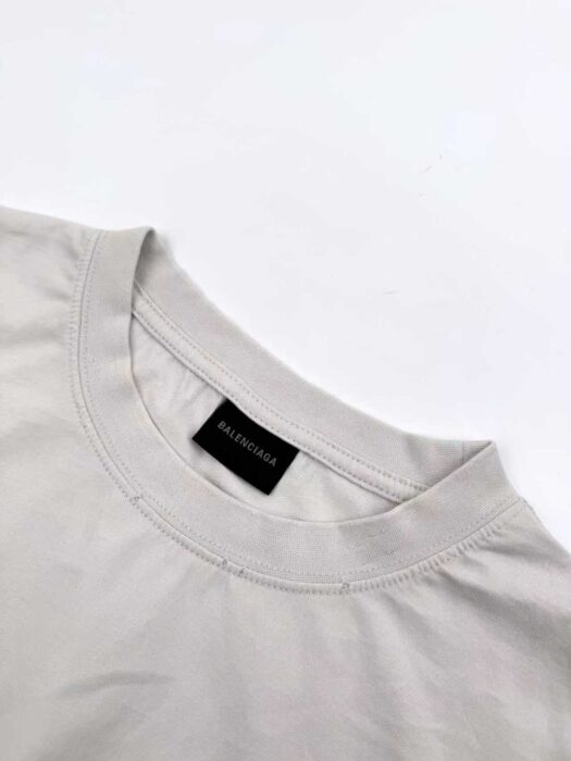 발렌시아가 마스킹 테이프 티셔츠 미디움 핏 더티 화이트 반팔티 레플리카 미러급 SA급 S급 고퀄리티 하이엔드 최상급 의류 [남성여성공용] 5