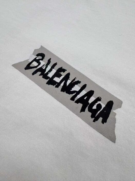 발렌시아가 마스킹 테이프 티셔츠 미디움 핏 더티 화이트 반팔티 레플리카 미러급 SA급 S급 고퀄리티 하이엔드 최상급 의류 [남성여성공용] 10