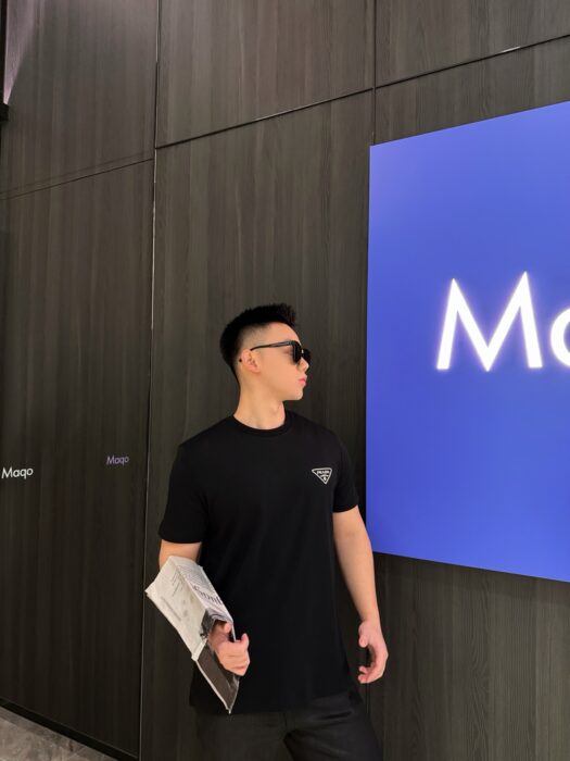 프라다 삼각 로고 프린트 크루넥 반팔티 블랙 레플리카 미러급 SA급 S급 고퀄리티 하이엔드 최상급 의류 [남성여성공용]