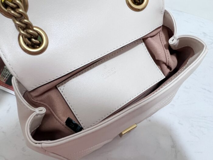 구찌 GG 마몽 미니 숄더백 화이트 레더 739682 레플리카 미러급 SA급 S급 고퀄리티 최상급 하이엔드 가방 [여성] 3