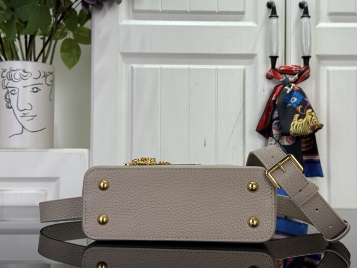 루이비통 카퓌신 미니 M26328 M26531 M48865 그레이 레플리카 미러급 SA급 S급 고퀄리티 최상급 하이엔드 가방 [여성] 5