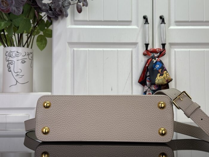 루이비통 카퓌신 BB M26328 M26531 M48865 그레이 레플리카 미러급 SA급 S급 고퀄리티 최상급 하이엔드 가방 [여성] 5