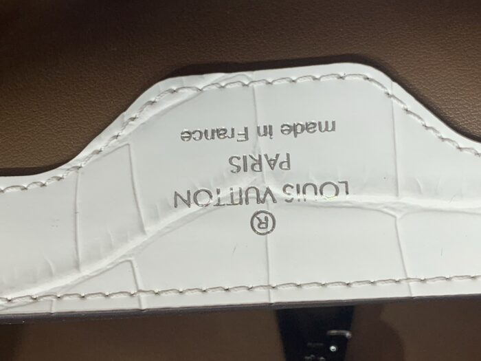 루이비통 카퓌신 BB 악어무늬 M94227 M48865 M88299 화이트 레플리카 미러급 SA급 S급 고퀄리티 최상급 하이엔드 가방 [여성] 9