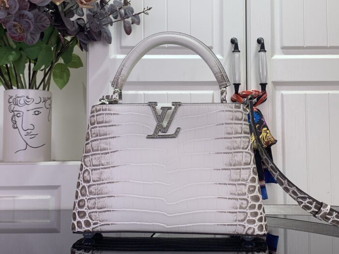 루이비통 카퓌신 BB 악어무늬 M94227 M48865 M88299 화이트 레플리카 미러급 SA급 S급 고퀄리티 최상급 하이엔드 가방 [여성]