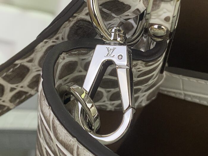 루이비통 카퓌신 BB 악어무늬 M94227 M48865 M88299 화이트 레플리카 미러급 SA급 S급 고퀄리티 최상급 하이엔드 가방 [여성] 8