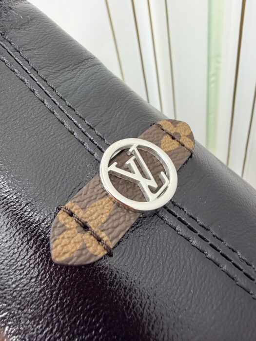 루이비통 캐리올 이스트 웨스트 M28160 블랙 레플리카 미러급 SA급 S급 고퀄리티 최상급 하이엔드 가방 [여성] 10