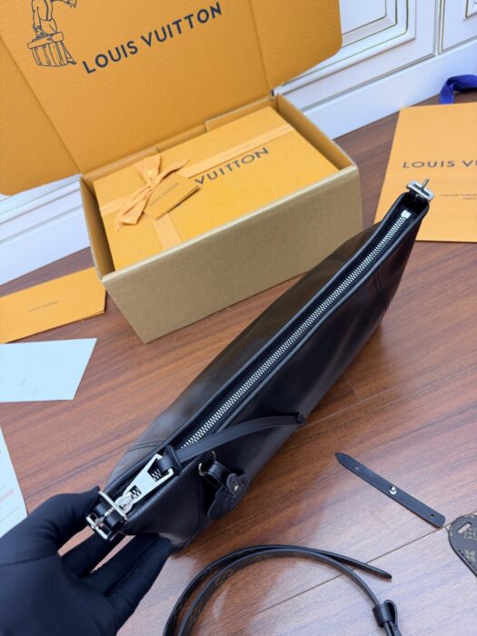 루이비통 캐리올 이스트 웨스트 M28160 블랙 레플리카 미러급 SA급 S급 고퀄리티 최상급 하이엔드 가방 [여성] 5