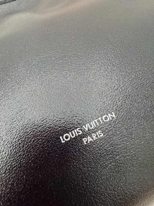 루이비통 캐리올 이스트 웨스트 M28160 블랙 레플리카 미러급 SA급 S급 고퀄리티 최상급 하이엔드 가방 [여성] 16