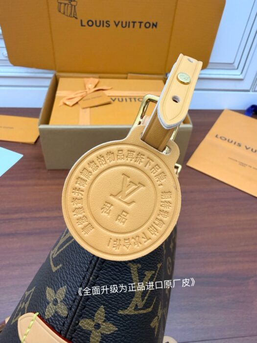 루이비통 캐리올 이스트 웨스트 M28101 브라운 레플리카 미러급 SA급 S급 고퀄리티 최상급 하이엔드 가방 [여성] 11