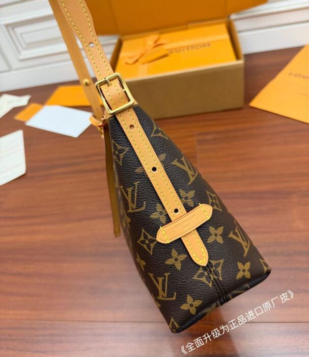 루이비통 캐리올 이스트 웨스트 M28101 브라운 레플리카 미러급 SA급 S급 고퀄리티 최상급 하이엔드 가방 [여성] 8