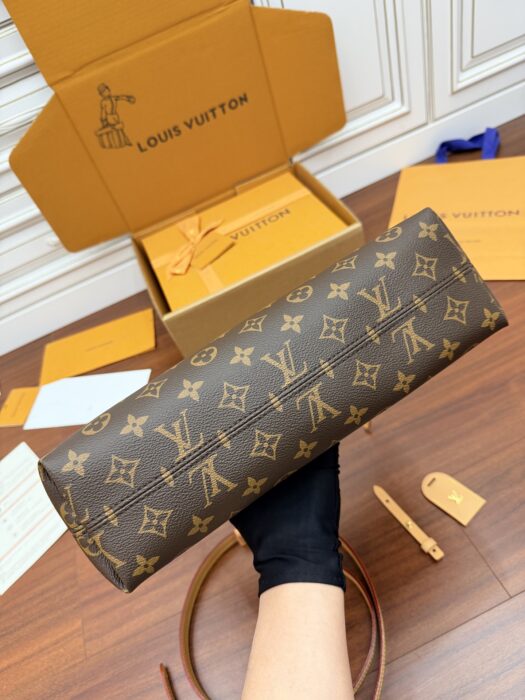 루이비통 캐리올 이스트 웨스트 M28101 브라운 레플리카 미러급 SA급 S급 고퀄리티 최상급 하이엔드 가방 [여성] 7