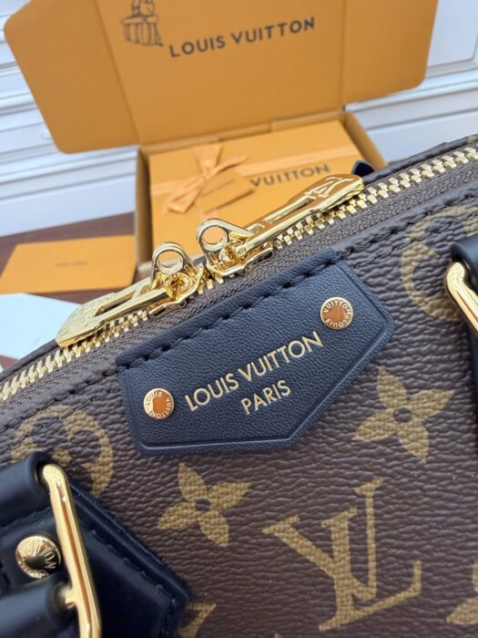 루이비통 알마 트렁크 BB M26084 모노그램 레플리카 미러급 SA급 S급 고퀄리티 최상급 하이엔드 가방 [여성] 15