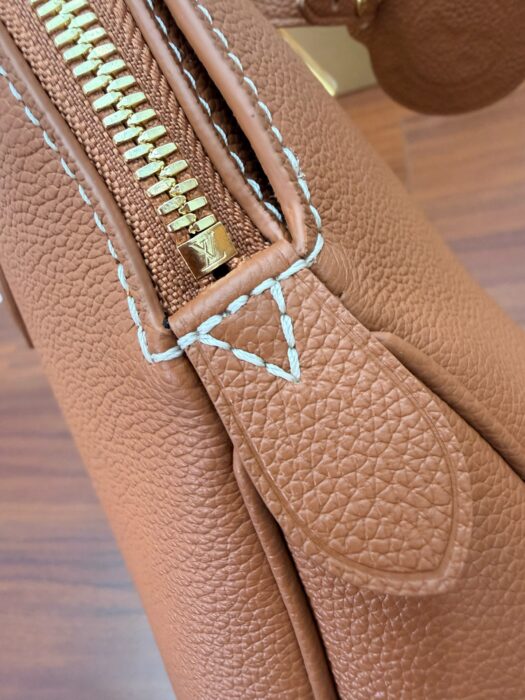 루이비통 로우 키 더플 토트 블랙 M26257 꼬냑 레플리카 미러급 SA급 S급 고퀄리티 최상급 하이엔드 가방 [여성] 9