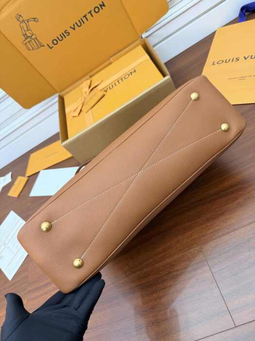 루이비통 로우 키 더플 토트 블랙 M26257 꼬냑 레플리카 미러급 SA급 S급 고퀄리티 최상급 하이엔드 가방 [여성] 6