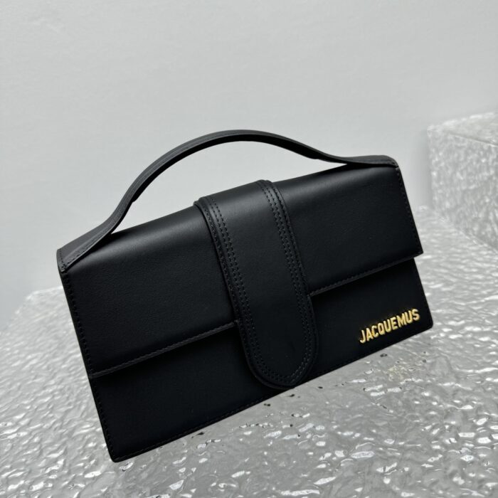 자크뮈스 밤비노 크로스바디 플랩백 블랙 라지 금장 무광 레더 레플리카 미러급 SA급 S급 고퀄리티 최상급 하이엔드 가방 [여성] 6