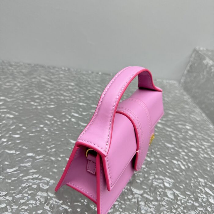 자크뮈스 밤비노 크로스바디 플랩백 핑크 스몰 금장 레더 레플리카 미러급 SA급 S급 고퀄리티 최상급 하이엔드 가방 [여성] 8