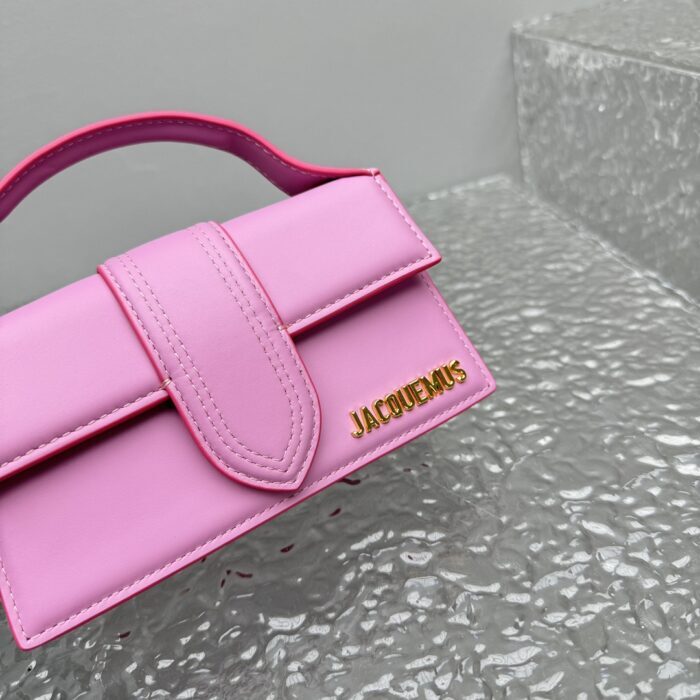 자크뮈스 밤비노 크로스바디 플랩백 핑크 스몰 금장 레더 레플리카 미러급 SA급 S급 고퀄리티 최상급 하이엔드 가방 [여성] 9