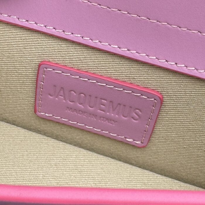 자크뮈스 밤비노 크로스바디 플랩백 핑크 스몰 금장 레더 레플리카 미러급 SA급 S급 고퀄리티 최상급 하이엔드 가방 [여성] 12