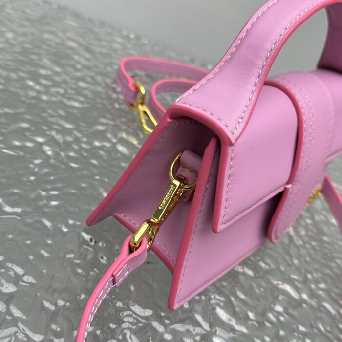 자크뮈스 밤비노 크로스바디 플랩백 핑크 스몰 금장 레더 레플리카 미러급 SA급 S급 고퀄리티 최상급 하이엔드 가방 [여성] 11
