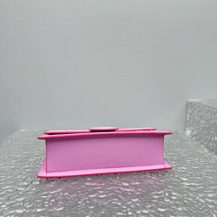 자크뮈스 밤비노 크로스바디 플랩백 핑크 라지 금장 레더 레플리카 미러급 SA급 S급 고퀄리티 최상급 하이엔드 가방 [여성] 6