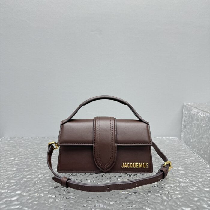 자크뮈스 밤비노 크로스바디 플랩백 다크 브라운 스몰 금장 레더 레플리카 미러급 SA급 S급 고퀄리티 최상급 하이엔드 가방 [여성] 2