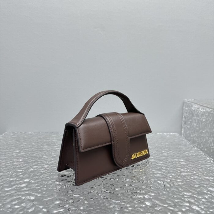 자크뮈스 밤비노 크로스바디 플랩백 다크 브라운 스몰 금장 레더 레플리카 미러급 SA급 S급 고퀄리티 최상급 하이엔드 가방 [여성] 5