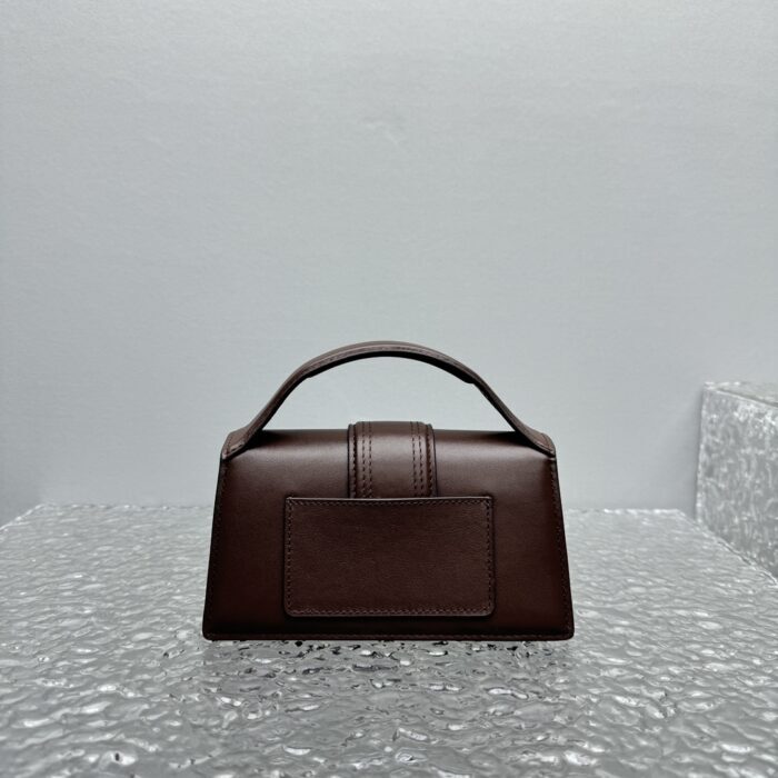 자크뮈스 밤비노 크로스바디 플랩백 다크 브라운 스몰 금장 레더 레플리카 미러급 SA급 S급 고퀄리티 최상급 하이엔드 가방 [여성] 3