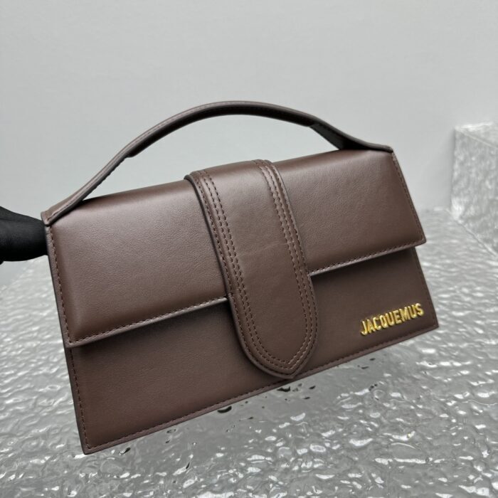 자크뮈스 밤비노 크로스바디 플랩백 다크 브라운 라지 금장 레더 레플리카 미러급 SA급 S급 고퀄리티 최상급 하이엔드 가방 [여성] 7