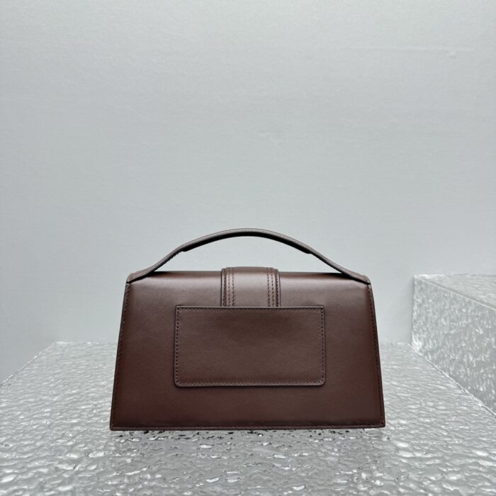 자크뮈스 밤비노 크로스바디 플랩백 다크 브라운 라지 금장 레더 레플리카 미러급 SA급 S급 고퀄리티 최상급 하이엔드 가방 [여성] 3