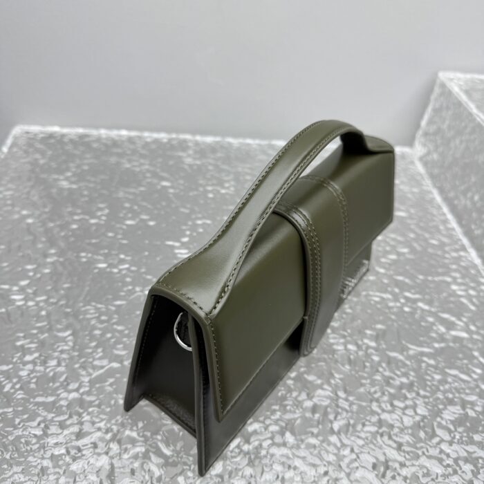 자크뮈스 밤비노 크로스바디 플랩백 다크 초록색 라지 은장 레더 레플리카 미러급 SA급 S급 고퀄리티 최상급 하이엔드 가방 [여성] 6