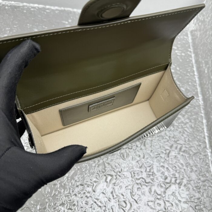 자크뮈스 밤비노 크로스바디 플랩백 다크 초록색 라지 은장 레더 레플리카 미러급 SA급 S급 고퀄리티 최상급 하이엔드 가방 [여성] 4