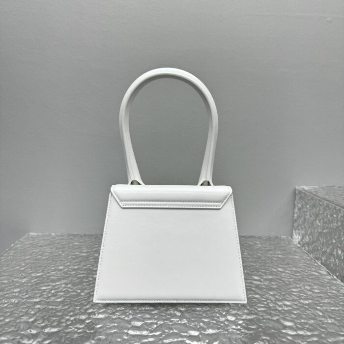 자크뮈스 르 치키토 시그니쳐 핸드백 화이트 미디엄 금장 레더 레플리카 미러급 SA급 S급 고퀄리티 최상급 하이엔드 가방 [여성] 4