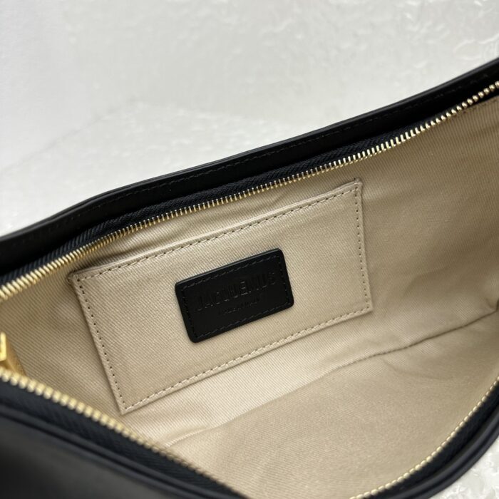 자크뮈스 르 비쥬 펄 비디드 숄더백 블랙 금장 레더 레플리카 미러급 SA급 S급 고퀄리티 최상급 하이엔드 가방 [여성] 10