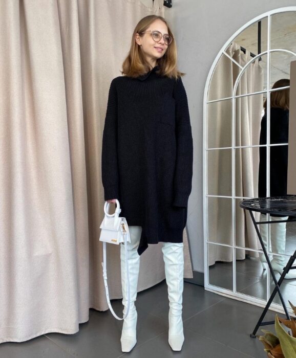 자크뮈스 르 치키토 노드 코일드 핸드백 화이트 금장 레더 레플리카 미러급 SA급 S급 고퀄리티 최상급 하이엔드 가방 [여성]