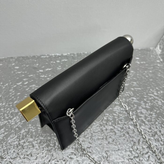 자크뮈스 라 포쉐트 론드 까레 테이크아웃 클러치 블랙 금장 양가죽 레플리카 미러급 SA급 S급 고퀄리티 최상급 하이엔드 가방 [여성] 10