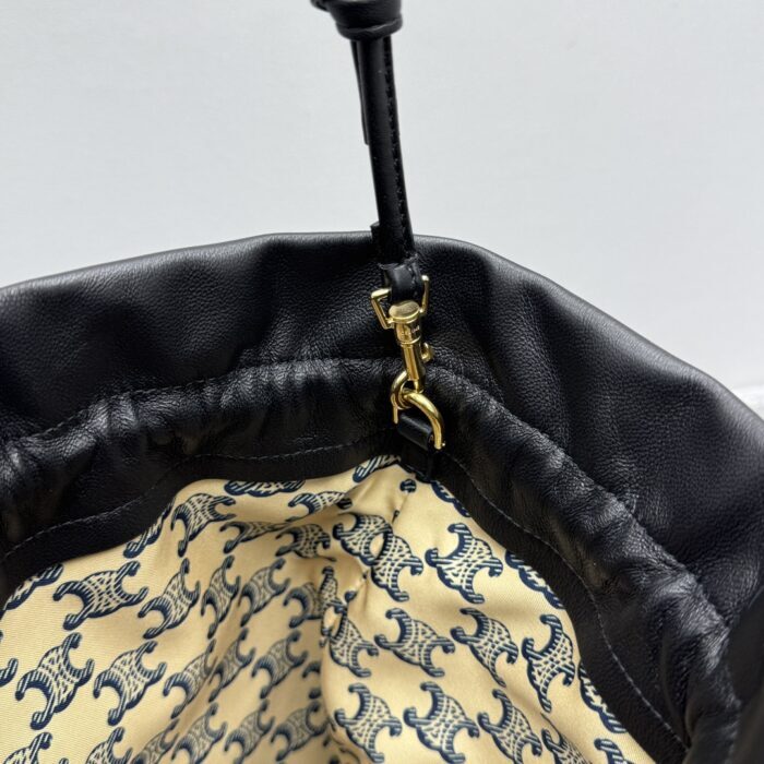 셀린느 크리스탈 파우치 램스킨 블랙 레플리카 미러급 SA급 S급 고퀄리티 최상급 하이엔드 가방 [여성] 12