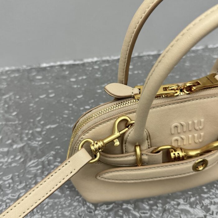 미우미우 아벙츄어 미니 나파 레더 백 베이지 레플리카 미러급 SA급 S급 고퀄리티 최상급 하이엔드 가방 [여성] 8